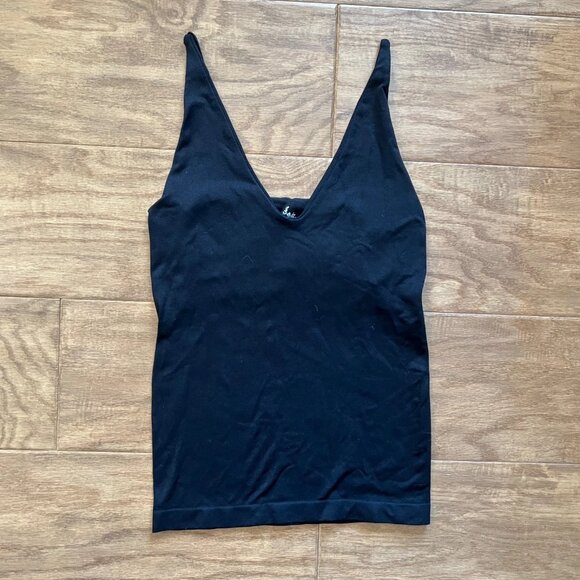 Intimately Free People Seamless Camisole Size XS/S Black Tank Top Shelf Bra - Picture 1 of 7